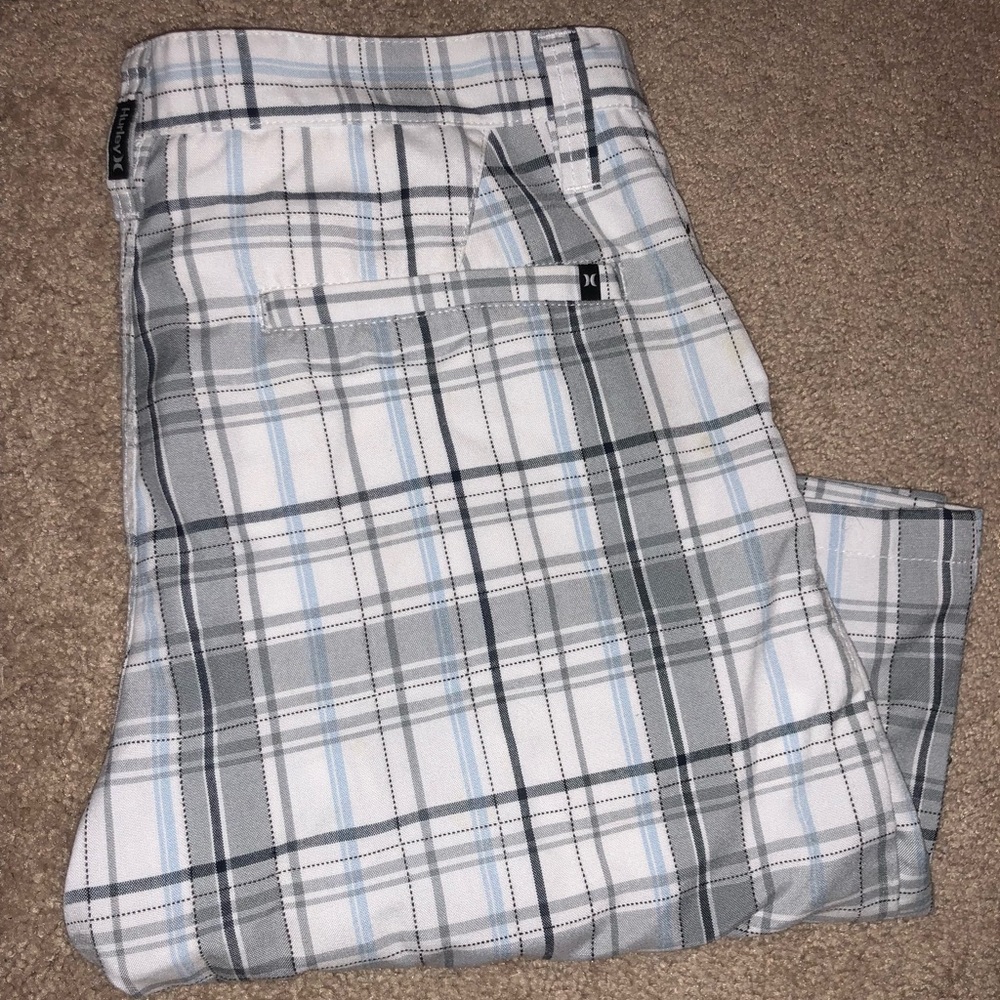 Men’s Hurley shorts!